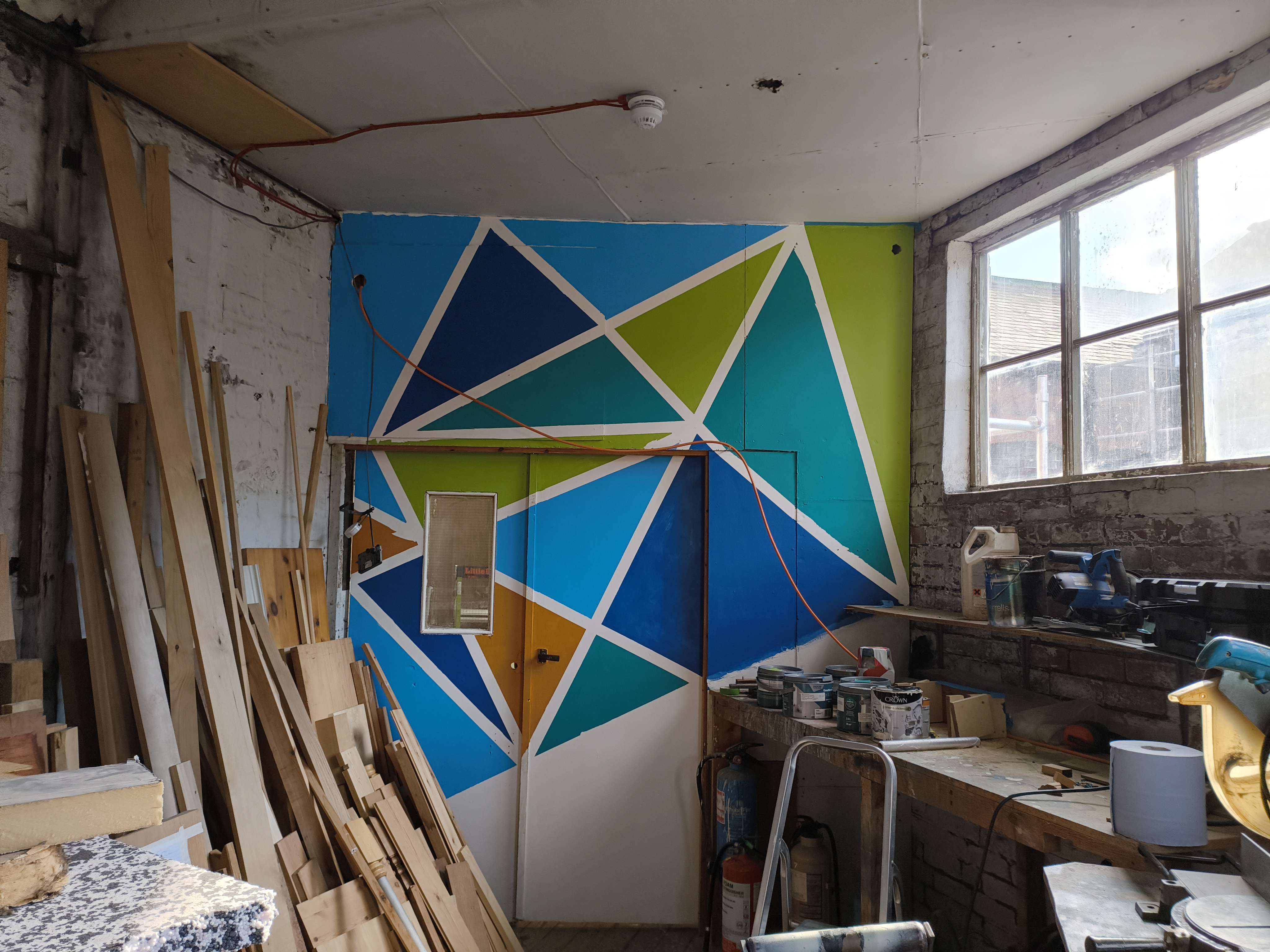 colours_roomf.jpg